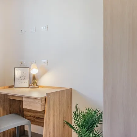 Bellaria Palace - Near The Of Ferrari By Movebnb 모데나